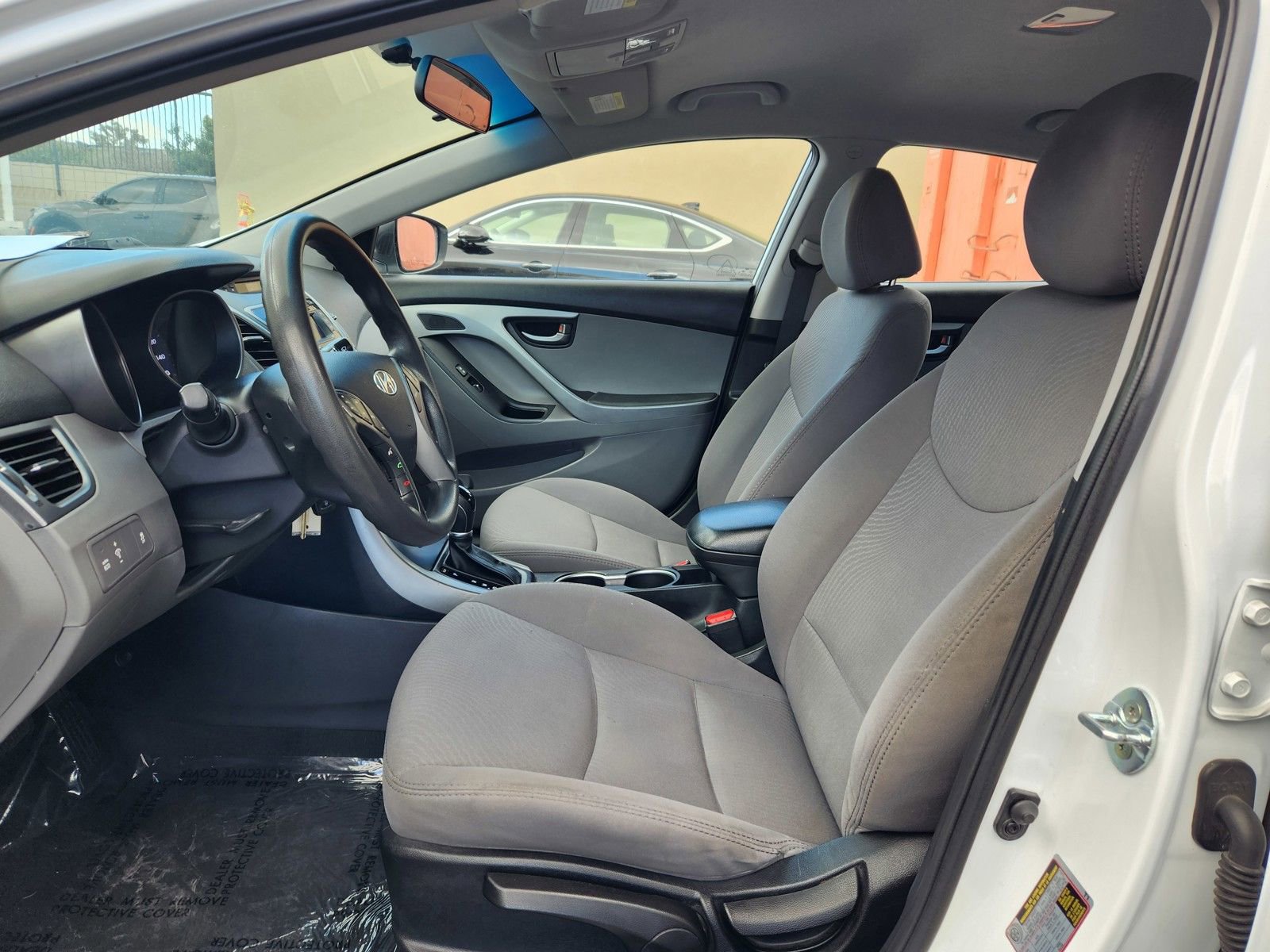 Used 2016 Hyundai Elantra SE FWD image 11