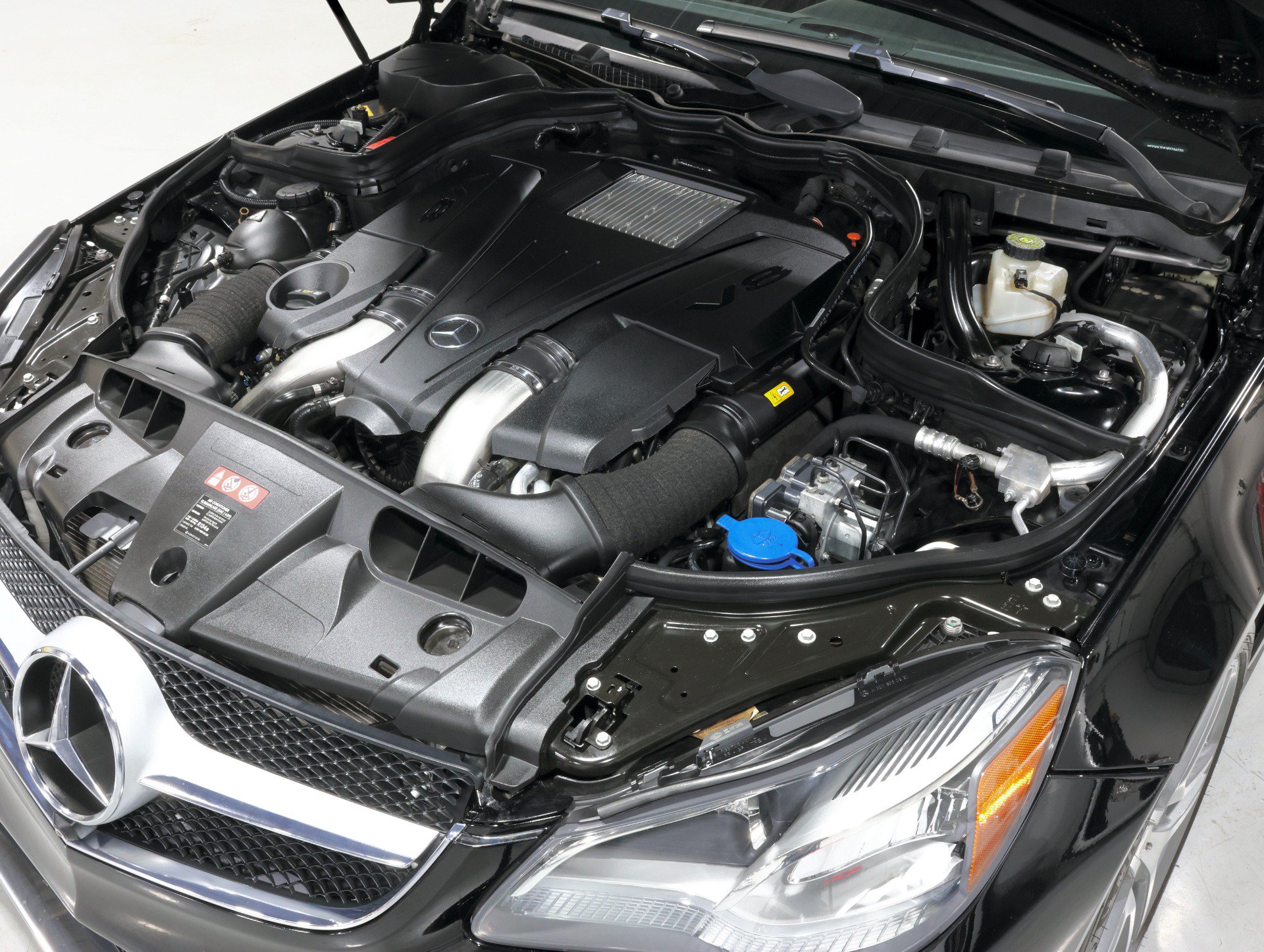 Used 2014 Mercedes-Benz E 550 Cabriolet image 3