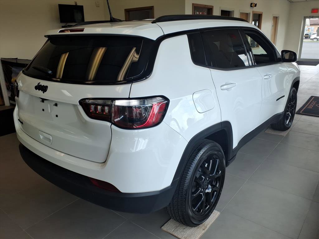 New 2025 Jeep Compass Latitude w/ Altitude Special Edition image 4