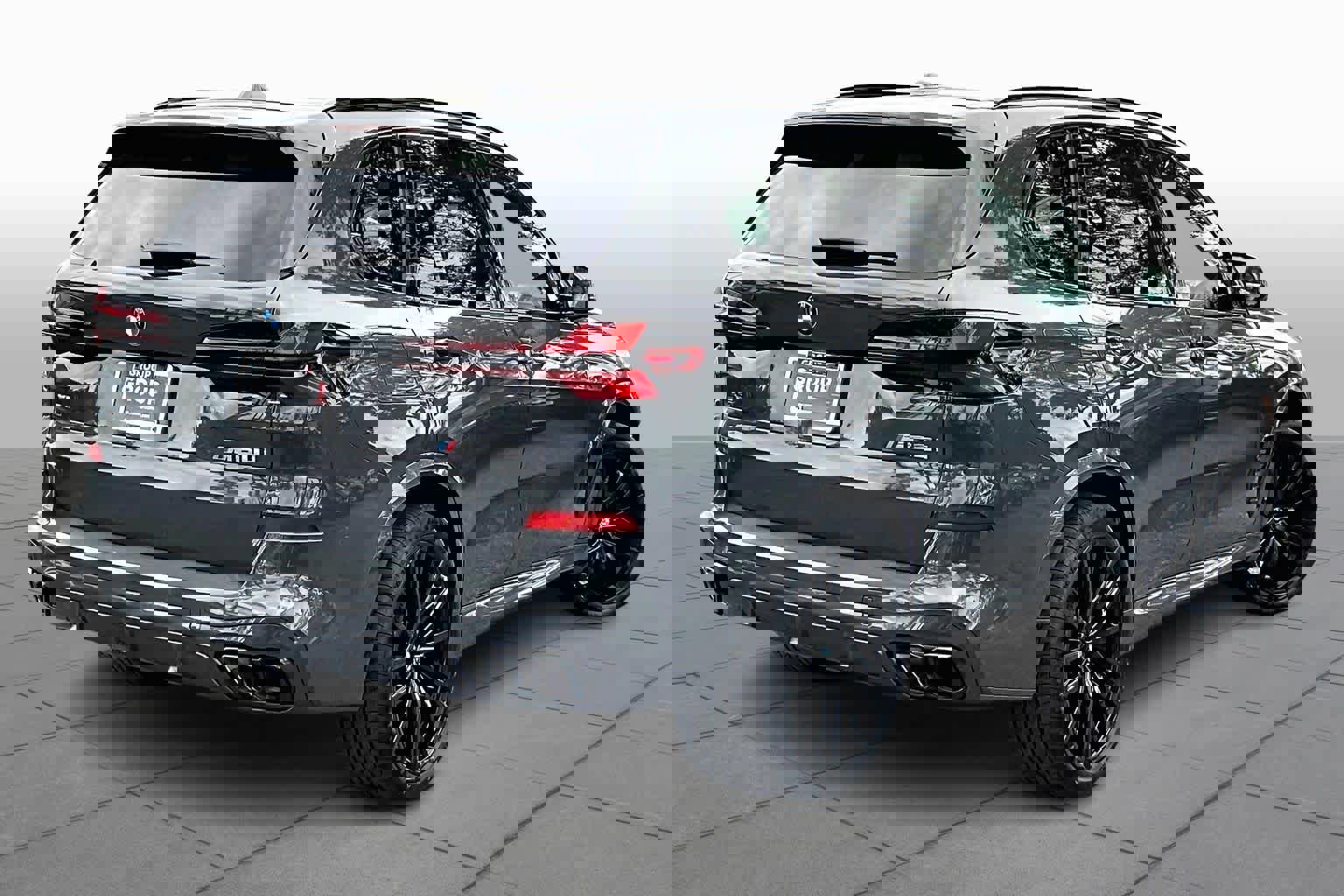 Certified 2024 BMW X5 M60i w/ Climate Comfort Package image 13