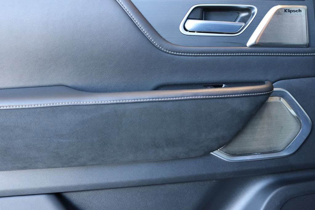 Certified 2025 INFINITI QX80 Sensory image 25