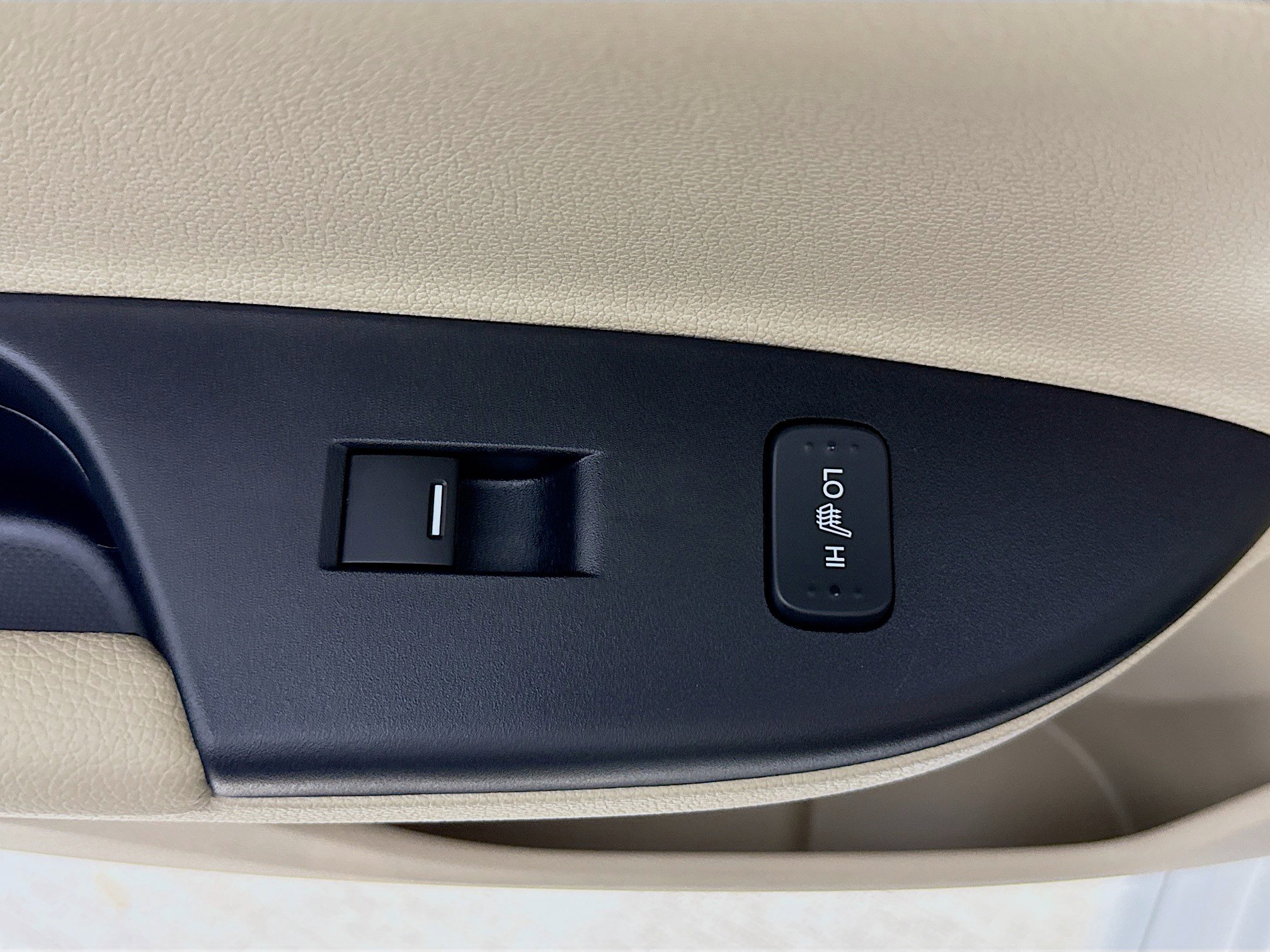 Used 2017 Honda Accord Touring image 31