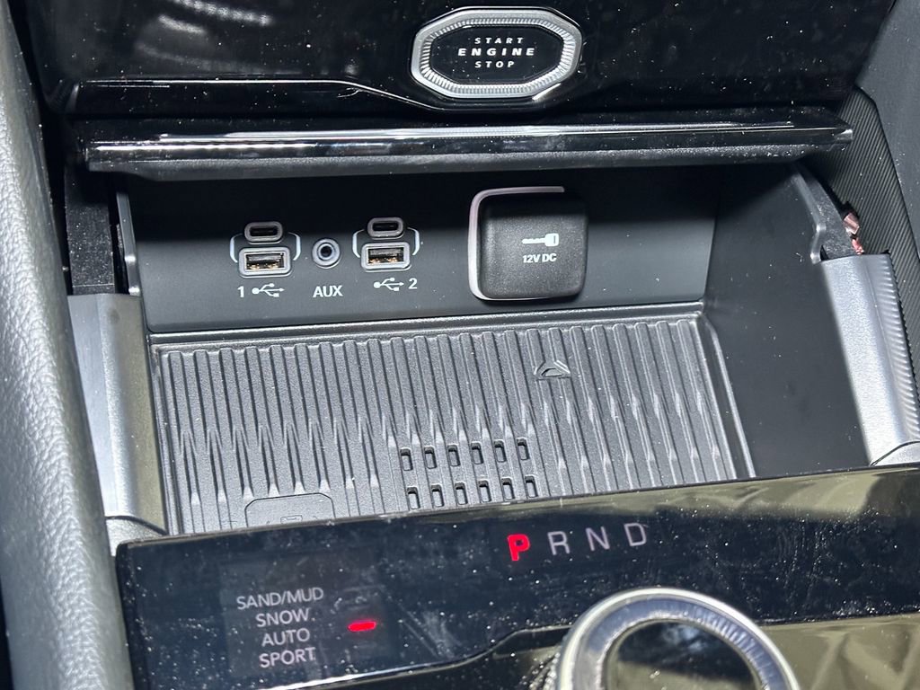 New 2026 Jeep Grand Cherokee Altitude image 25