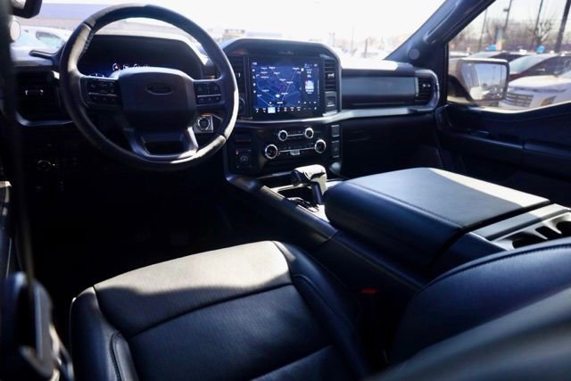 Used 2025 Ford F150 Lariat w/ Bed Utility Package AWD/4WD image 31