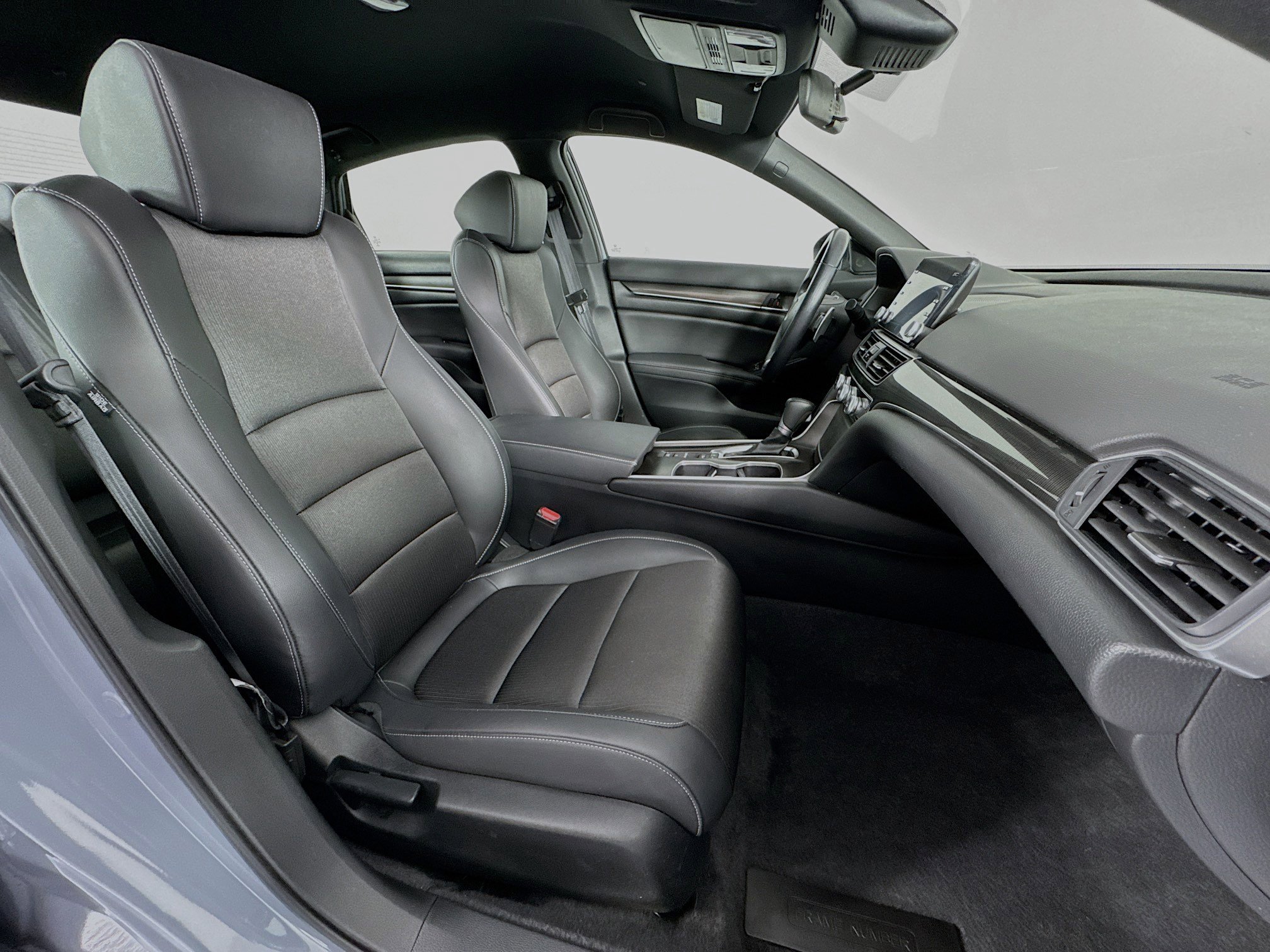 Certified 2022 Honda Accord Sport image 25