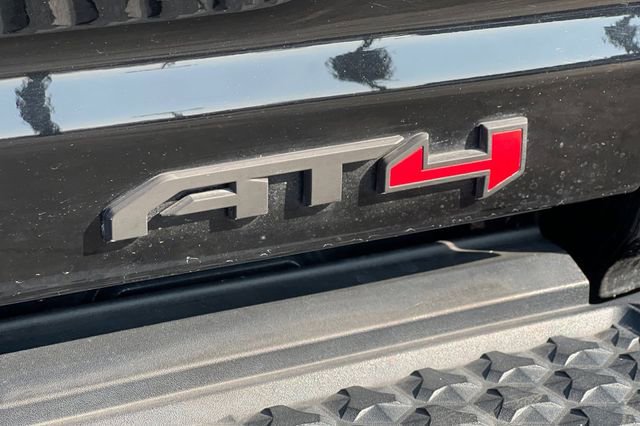 Used 2023 GMC Canyon AT4 image 36