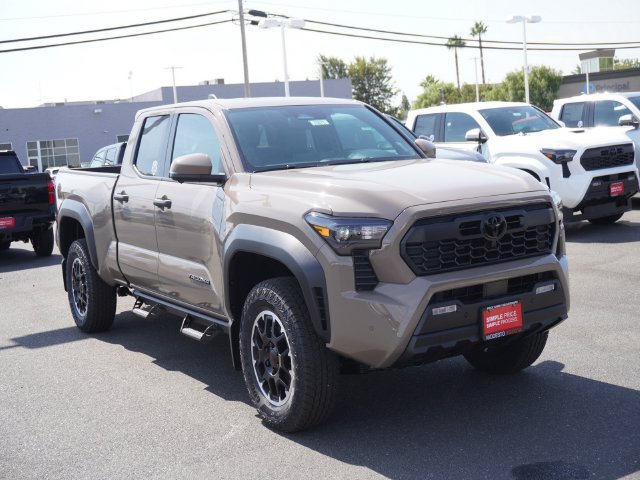 New 2026 Toyota Tacoma TRD Off-Road w/ TRD Off Road Premium Package AWD/4WD image 1