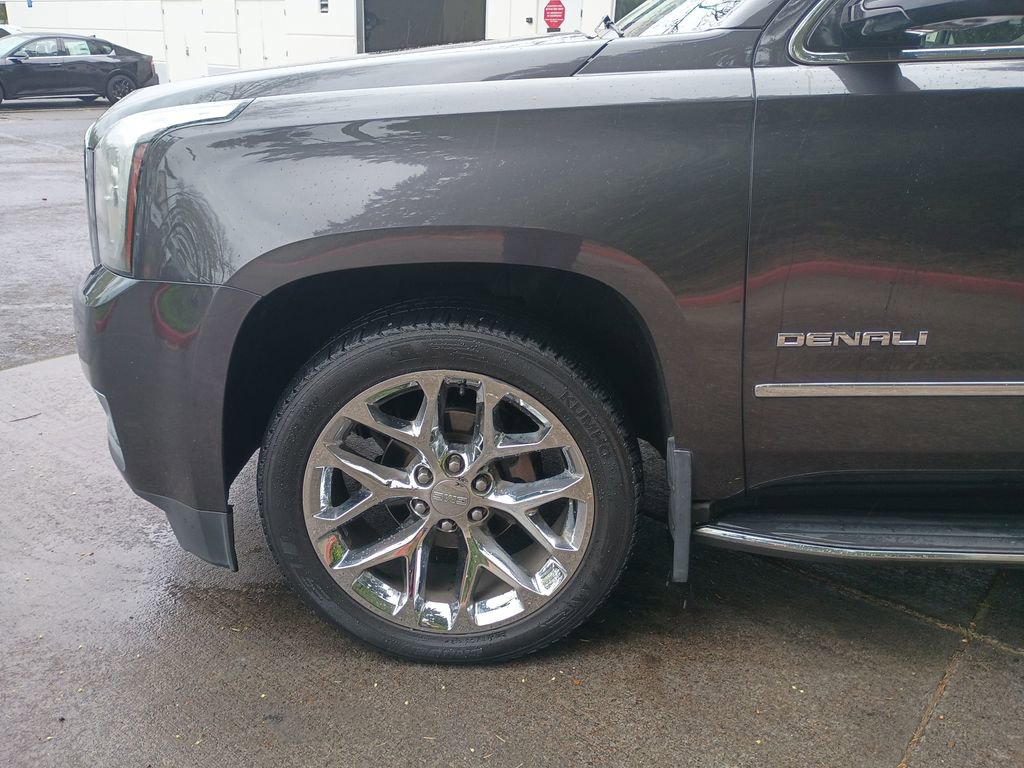 Used 2016 GMC Yukon Denali w/ Open Road Package image 8