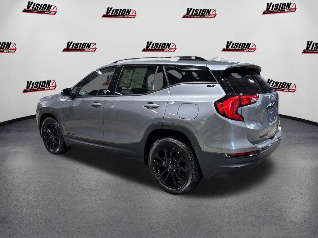 Used 2021 GMC Terrain SLT w/ Elevation Edition image 7