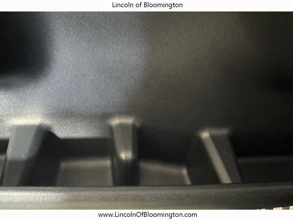 Used 2025 Ford Expedition Tremor AWD/4WD image 49
