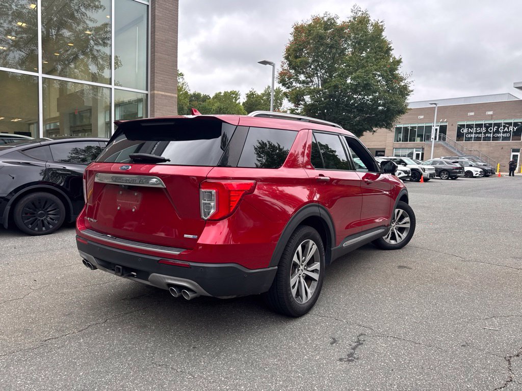 Used 2020 Ford Explorer Platinum w/ Premium Technology Package AWD/4WD image 4