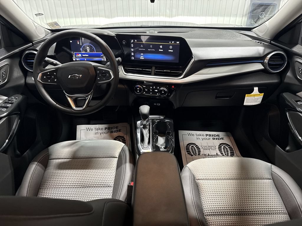 New 2026 Chevrolet Trax LT w/ Midnight Edition FWD image 21