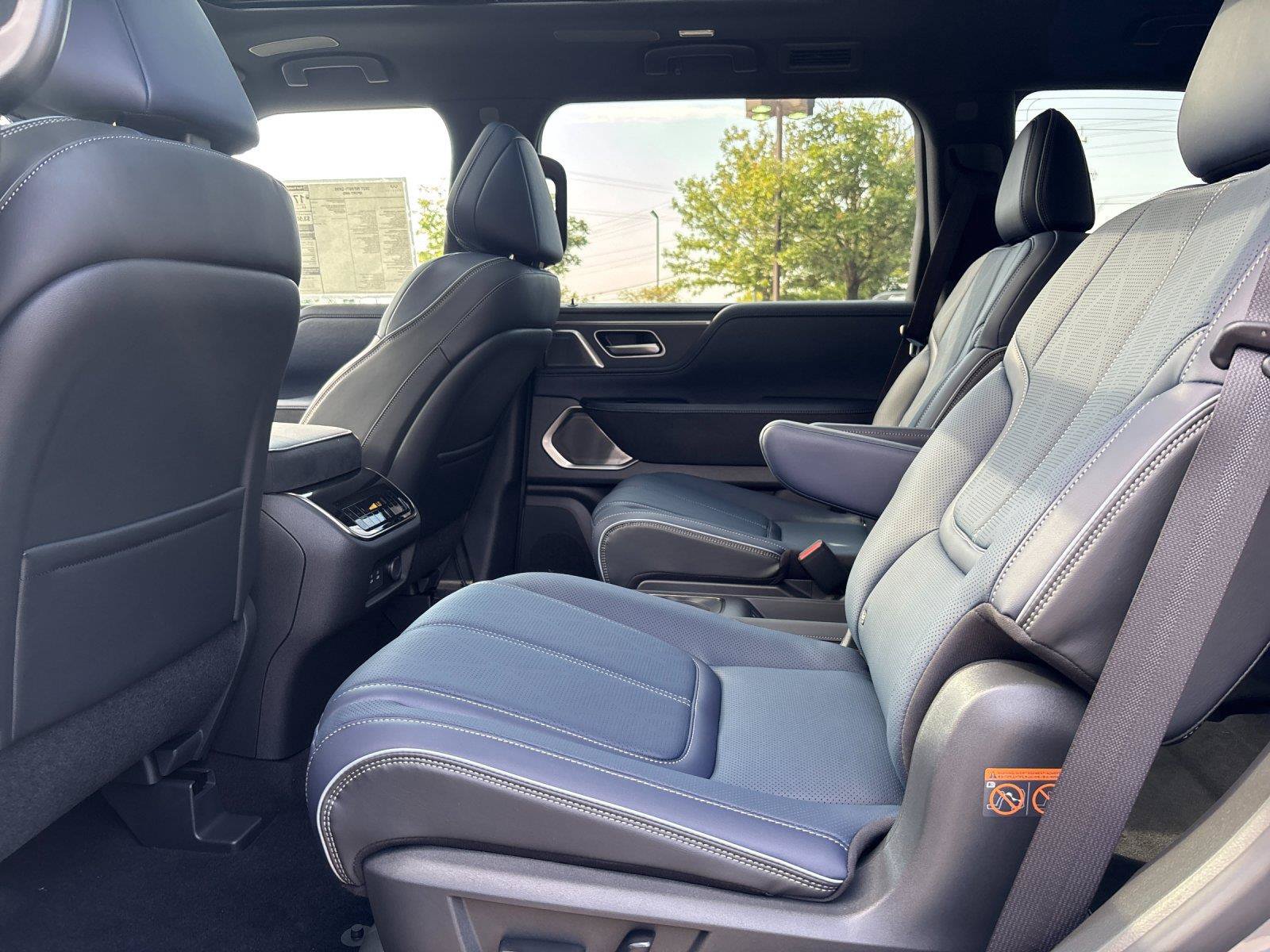 New 2027 INFINITI QX80 Sensory AWD/4WD image 33