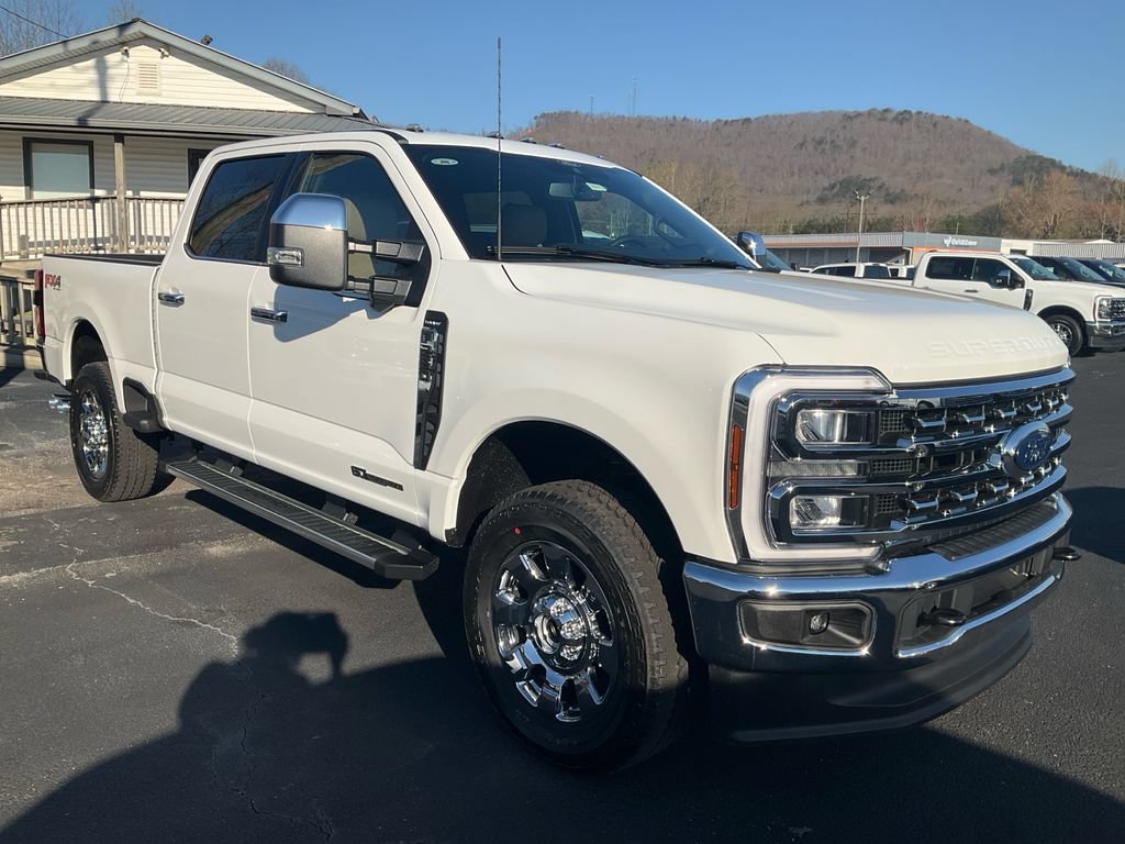 New 2026 Ford F250 Lariat w/ Chrome Package AWD/4WD image 3