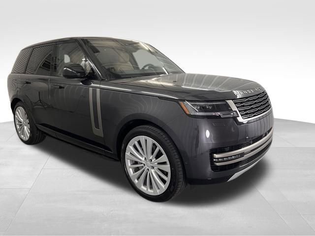 New 2025 Land Rover Range Rover SE image 3