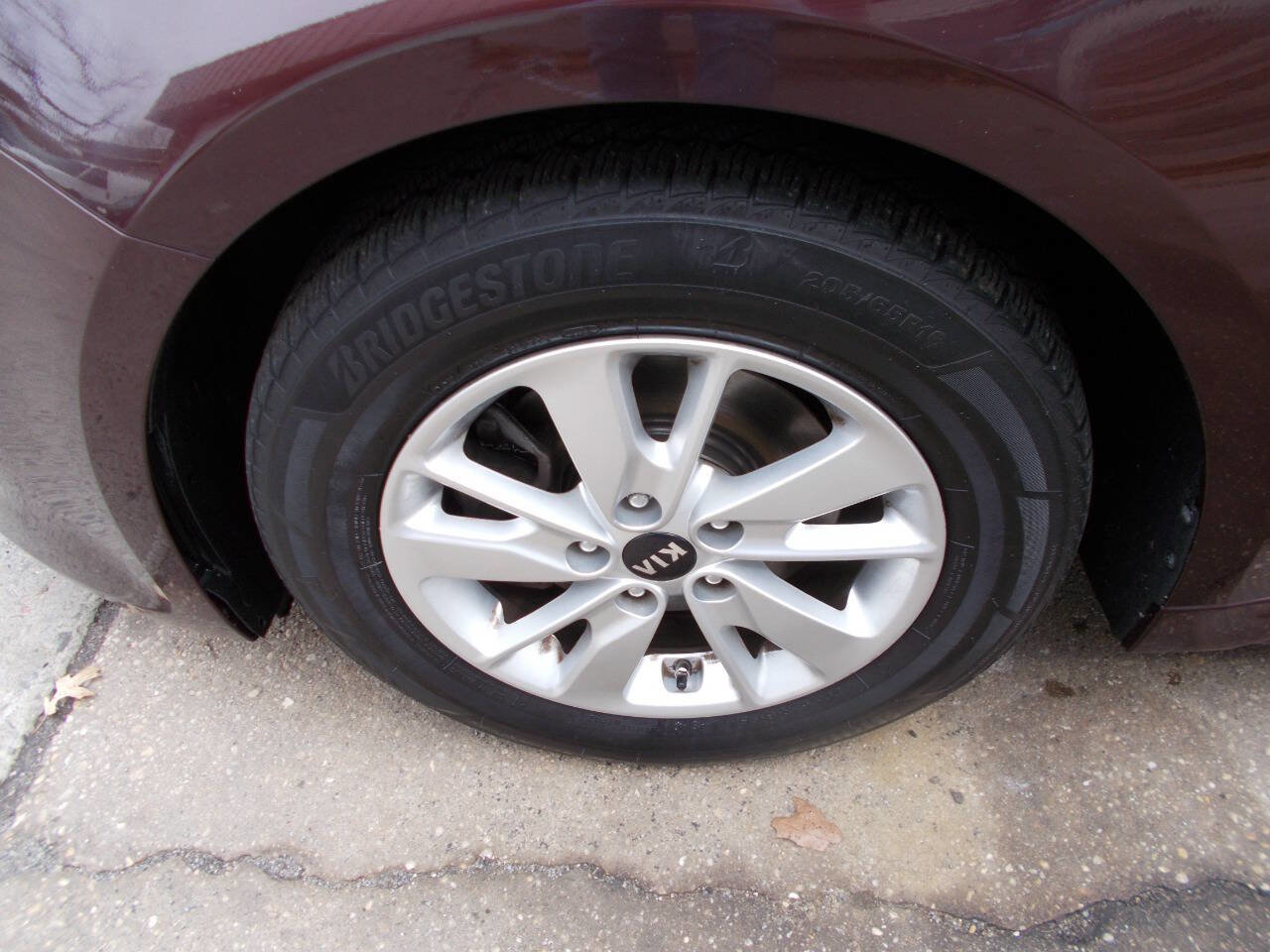 Used 2017 Kia Optima LX image 8