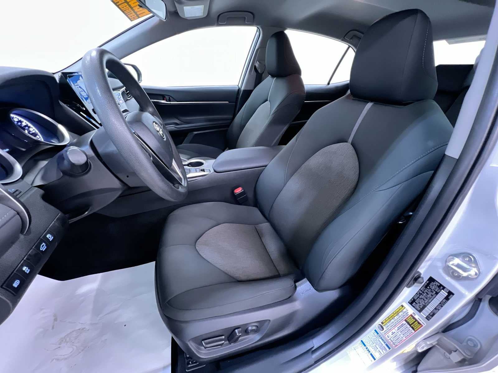 Used 2022 Toyota Camry LE w/ Carpet Mat Package (TMS) AWD/4WD image 14