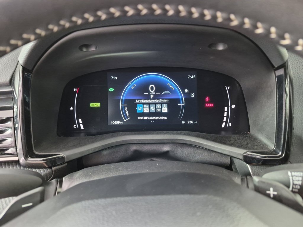 Used 2025 Toyota Camry SE FWD image 20