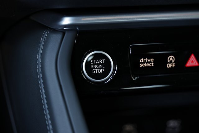 New 2025 Audi Q5 Prestige image 39