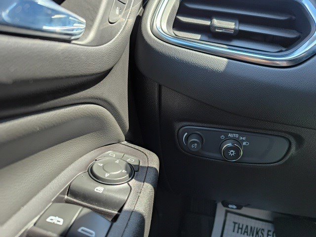 Used 2022 Chevrolet Equinox LT image 21