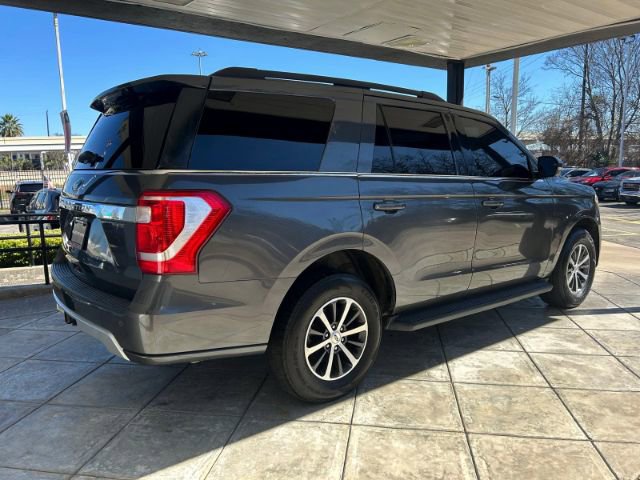 Used 2019 Ford Expedition XLT w/ Equipment Group 201A AWD/4WD image 4