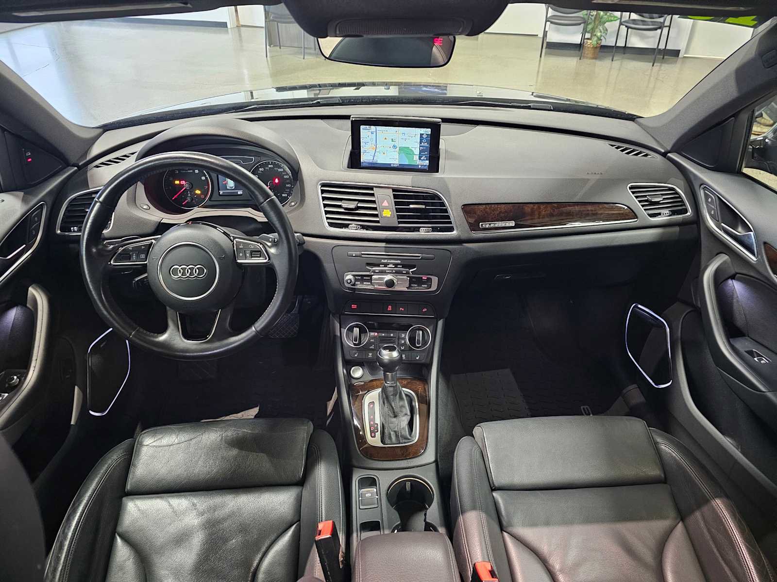 Used 2016 Audi Q3 2.0T Prestige w/ Prestige Package image 19