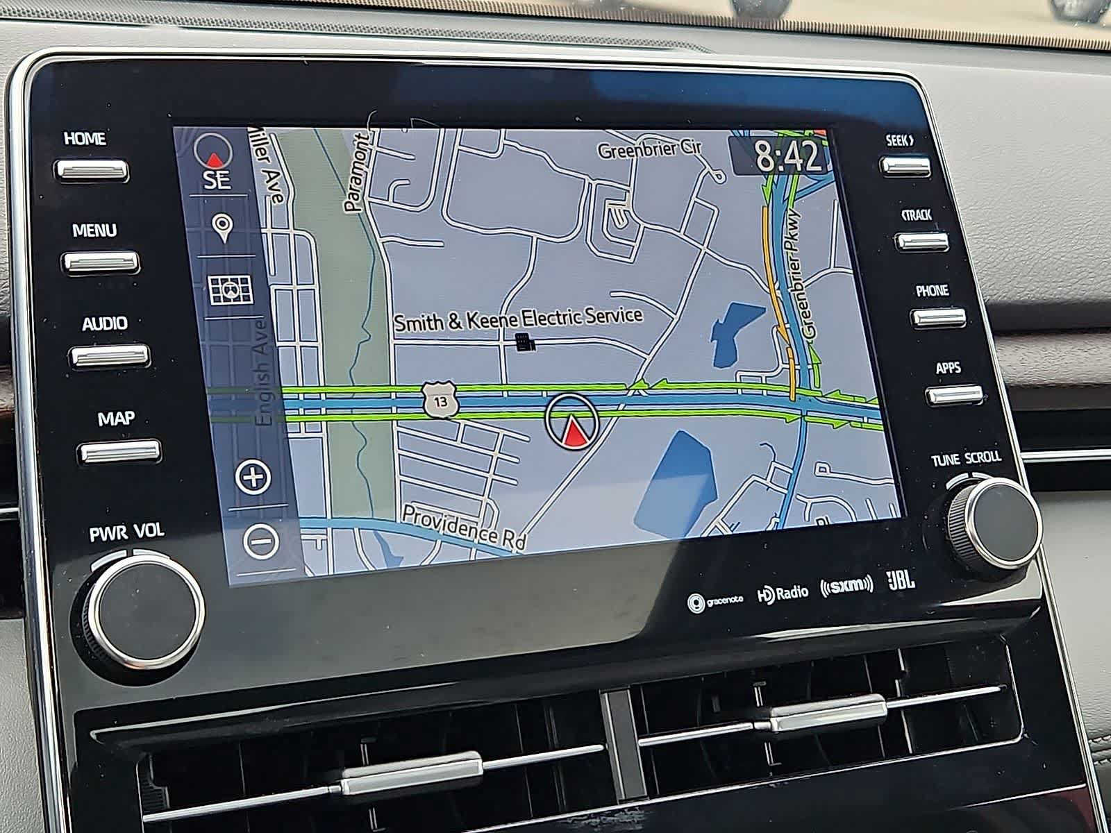 Used 2020 Toyota Avalon Limited FWD image 20