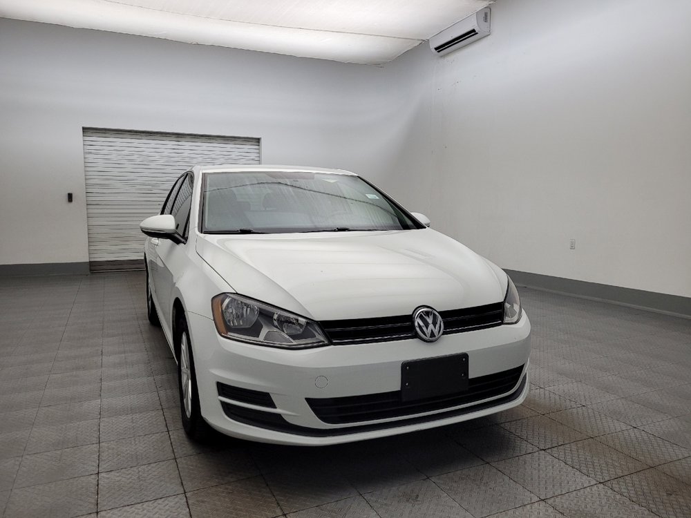 Used 2015 Volkswagen Golf S image 14