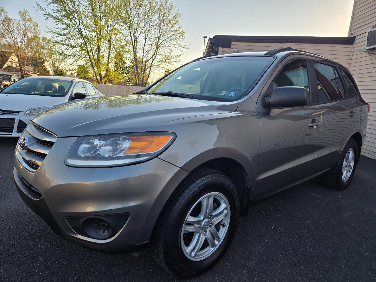 Used 2012 Hyundai Santa Fe GLS image 10