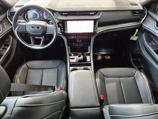 New 2026 Jeep Grand Cherokee Limited AWD/4WD image 15