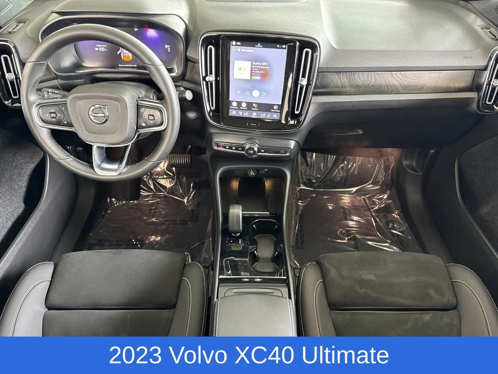 Certified 2023 Volvo C40 P8 Recharge Ultimate image 12