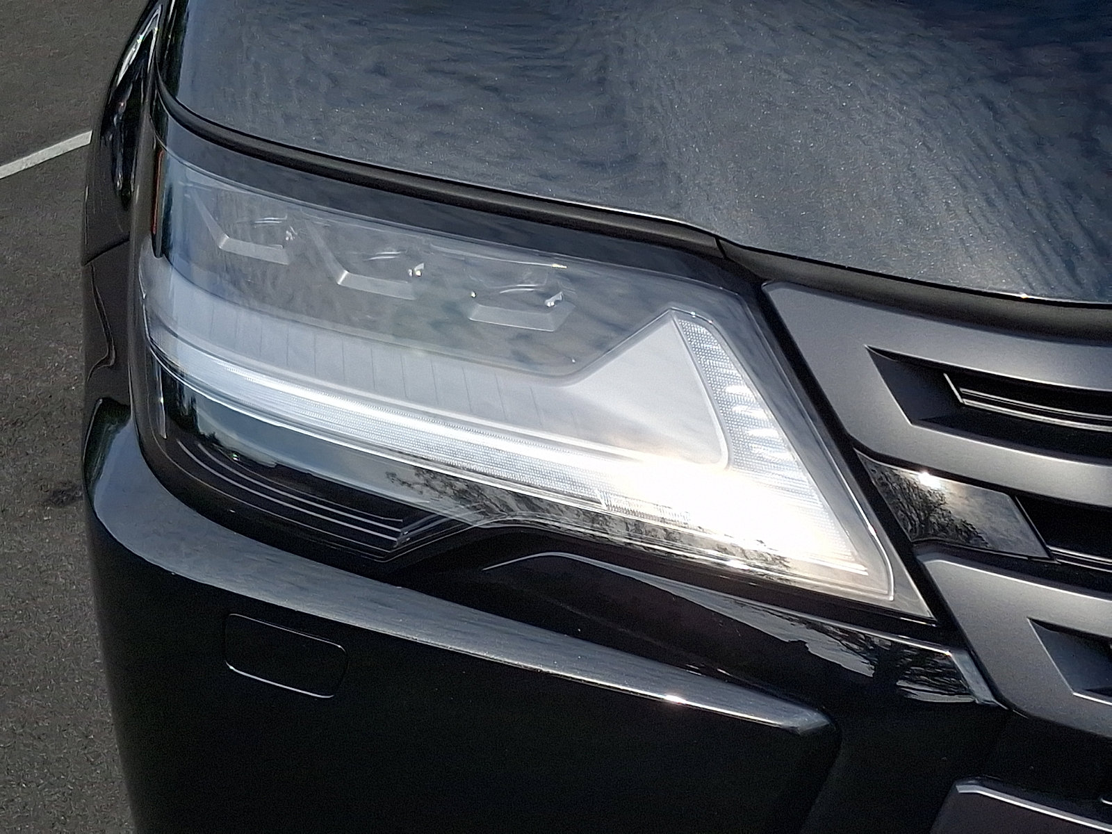 Certified 2025 Lexus LX 700h Overtrail AWD/4WD image 9
