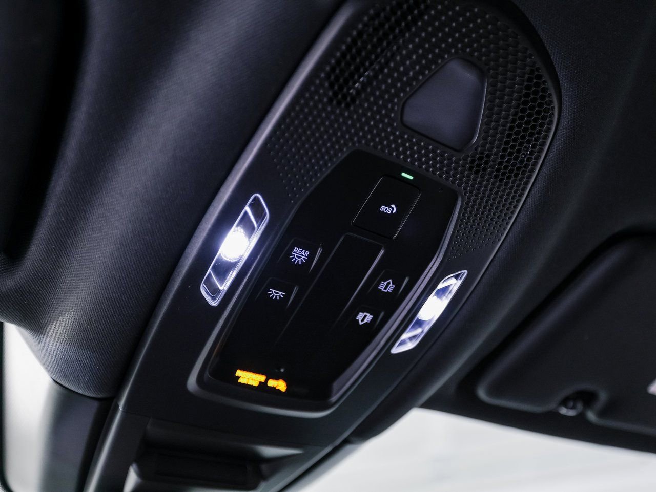 Certified 2025 Porsche Cayenne Coupe image 21