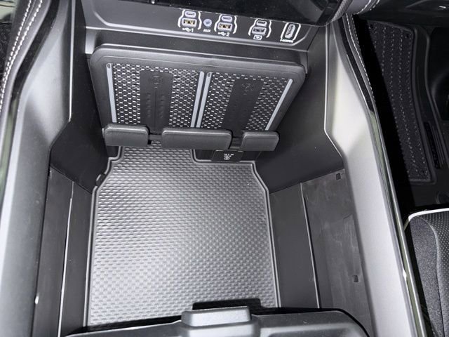 New 2026 RAM 2500 Limited AWD/4WD image 38