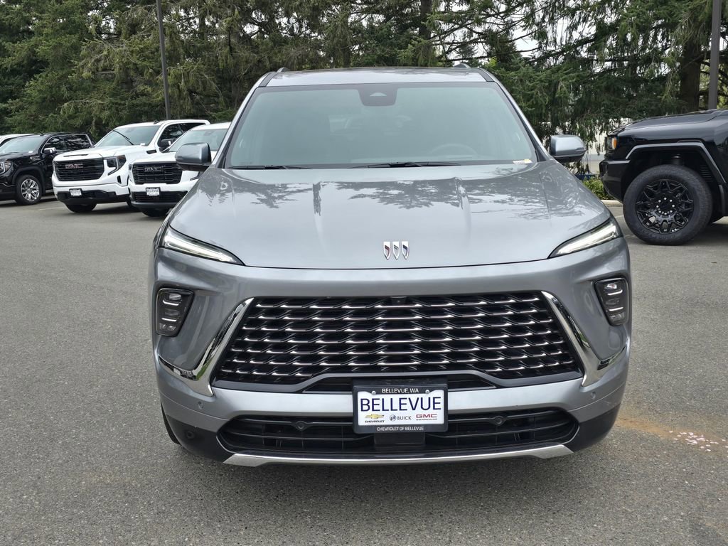 Used 2026 Buick Enclave Avenir w/ Super Cruise Package AWD/4WD image 8