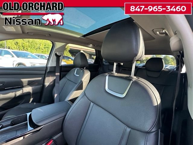 Used 2025 Hyundai Tucson Limited FWD image 13
