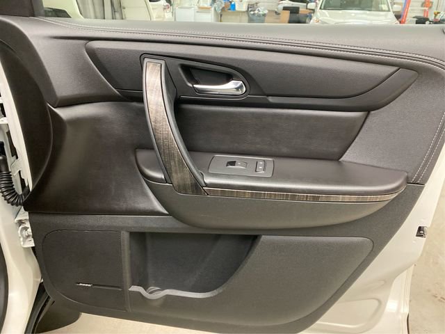 Used 2015 GMC Acadia SLT image 24