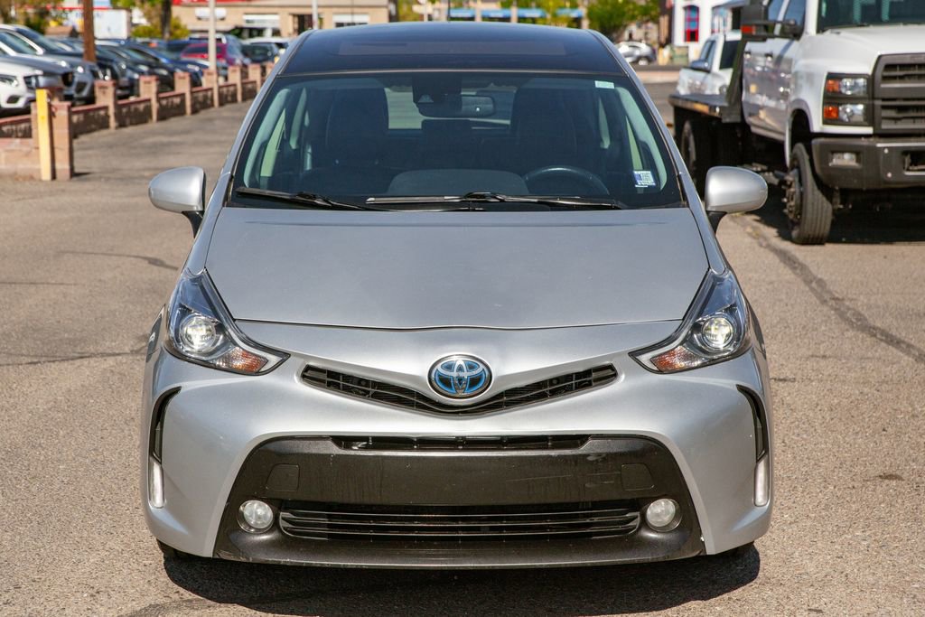 Used 2017 Toyota Prius V Five w/ Advanced Technology Package FWD image 3