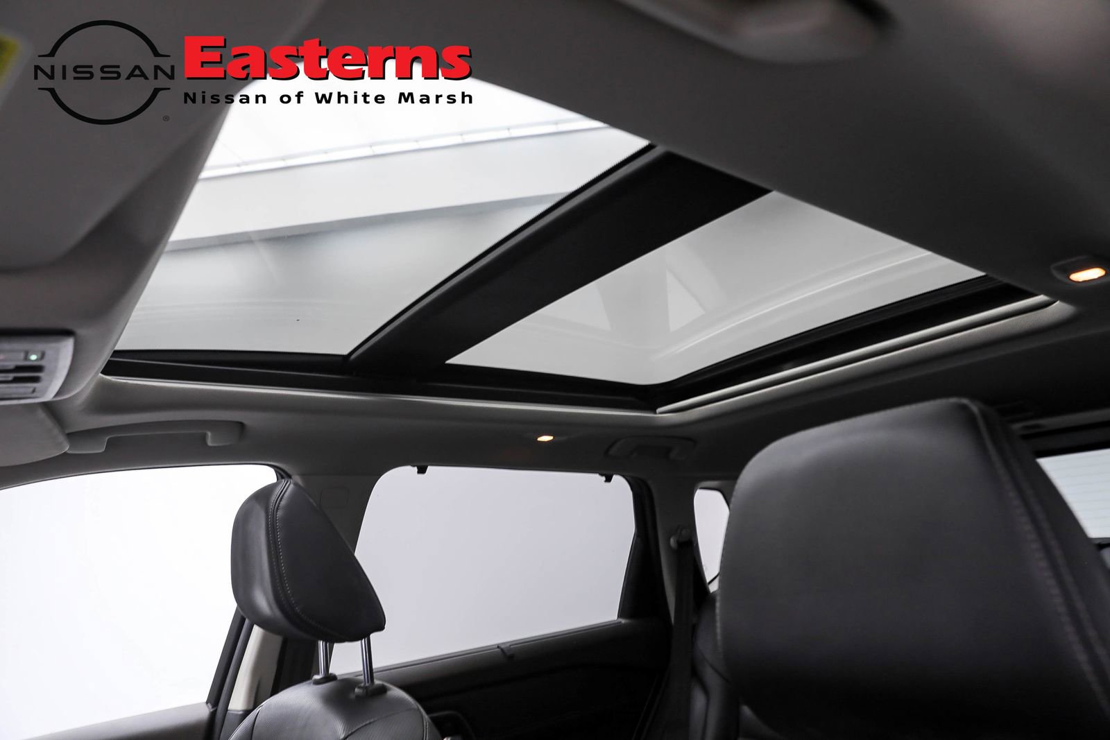 Used 2021 Nissan Rogue Platinum image 58