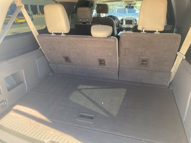 Used 2020 Ford Expedition Max Limited w/ Equipment Group 301A RWD image 11