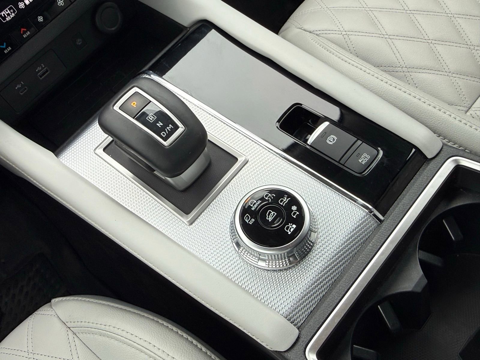 Used 2023 Mitsubishi Outlander SEL image 27