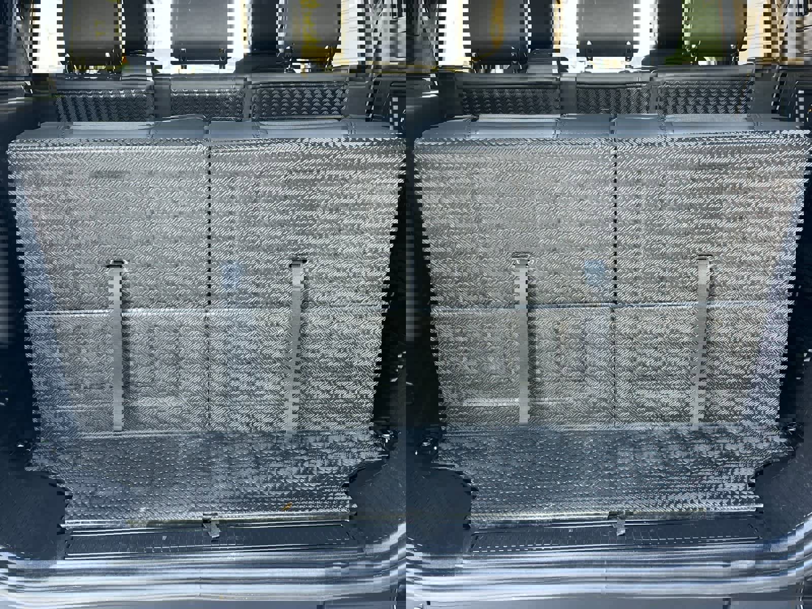 Used 2020 Land Rover Defender 110 HSE image 17