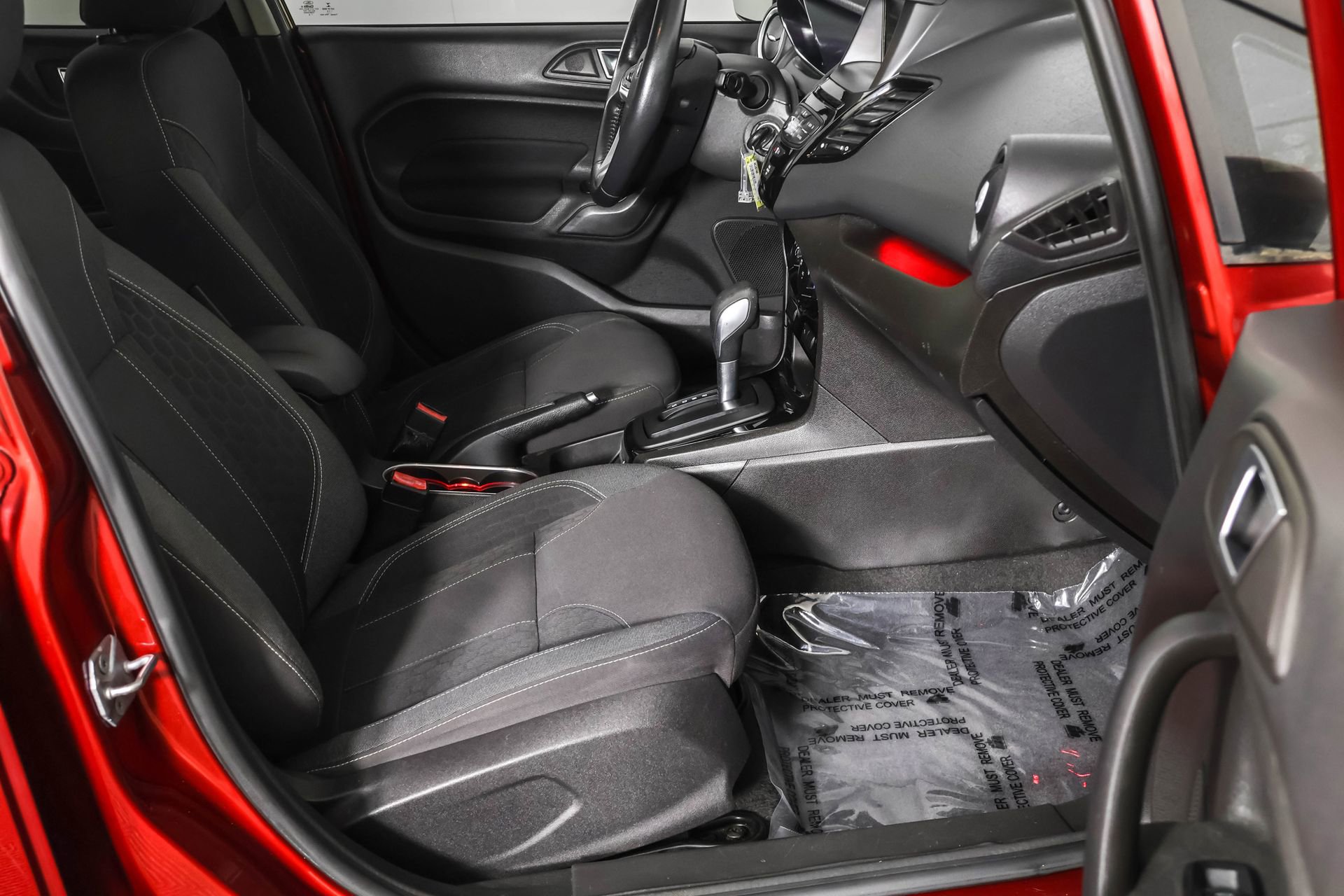 Used 2014 Ford Fiesta SE w/ Equipment Group 201A image 42