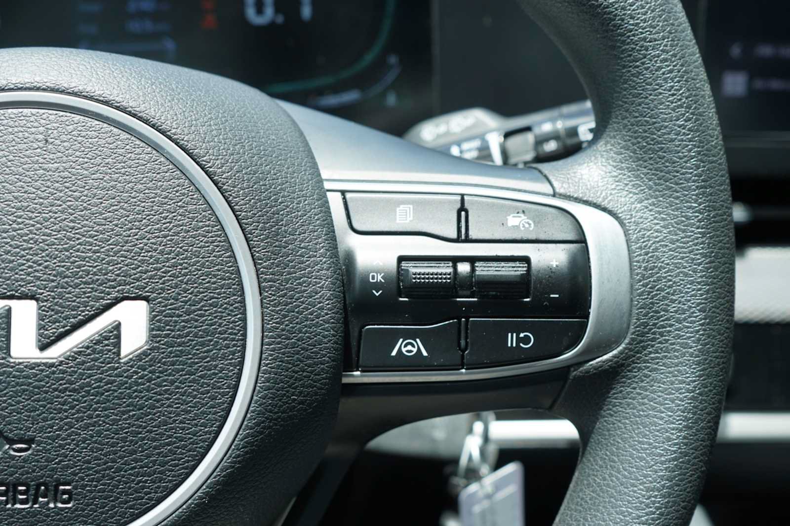 Certified 2024 Kia Sportage LX FWD image 15