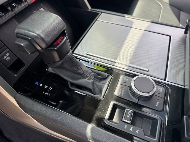 Used 2023 Toyota Sequoia Limited w/ TRD Off-Road Package image 19