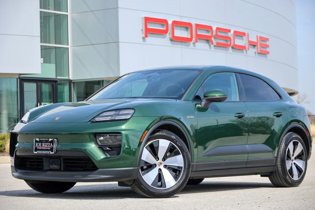 Certified 2025 Porsche Macan 4 Electric image 35