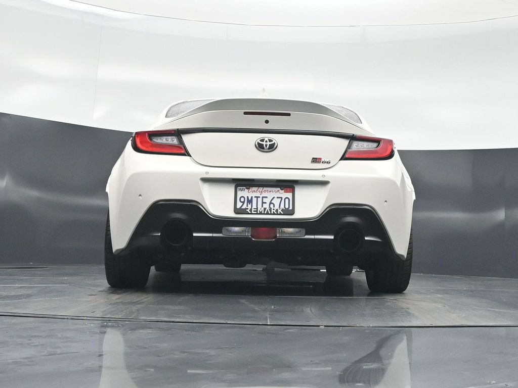 Used 2024 Toyota GR86 Premium RWD image 45