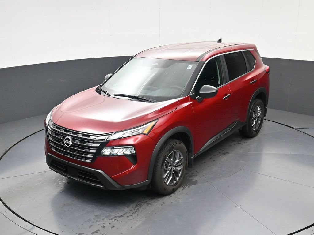 Used 2026 Nissan Rogue S FWD image 29