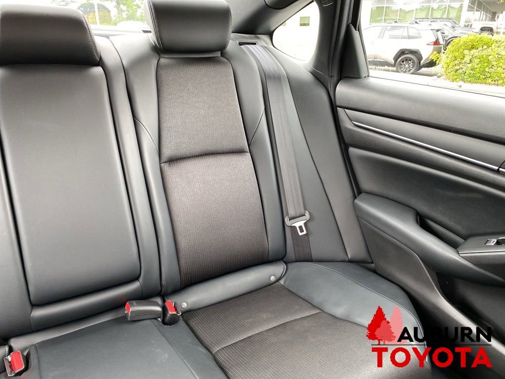 Used 2018 Honda Accord Sport image 19