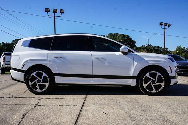 New 2026 Hyundai Ioniq 9 Calligraphy image 3